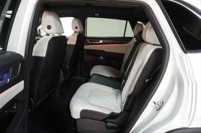 2026 Volkswagen Atlas Cross Sport SEL Premium R-Line