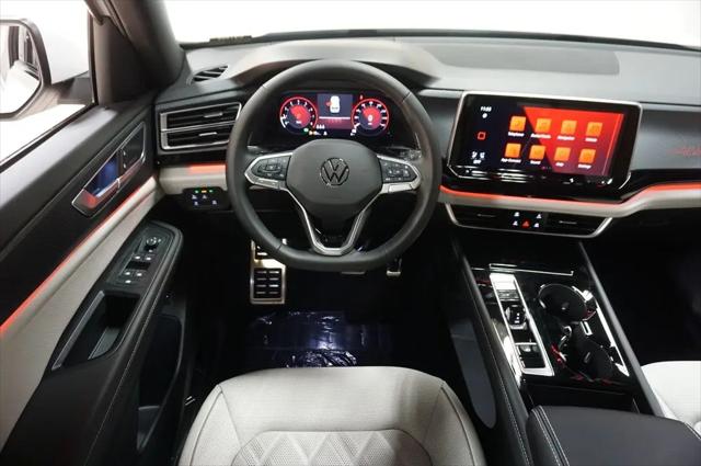 2026 Volkswagen Atlas Cross Sport SEL Premium R-Line