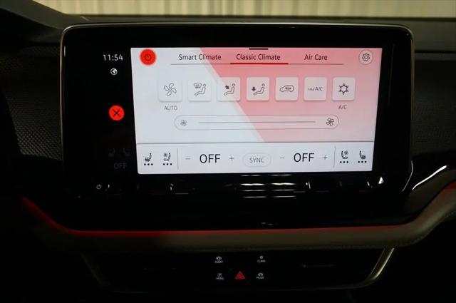 2026 Volkswagen Atlas Cross Sport SEL Premium R-Line