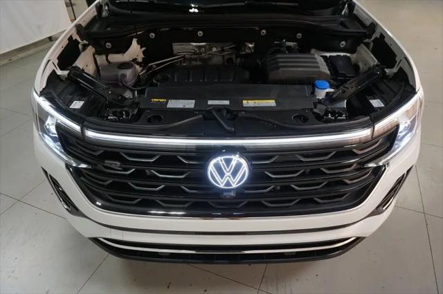 2026 Volkswagen Atlas Cross Sport SEL Premium R-Line