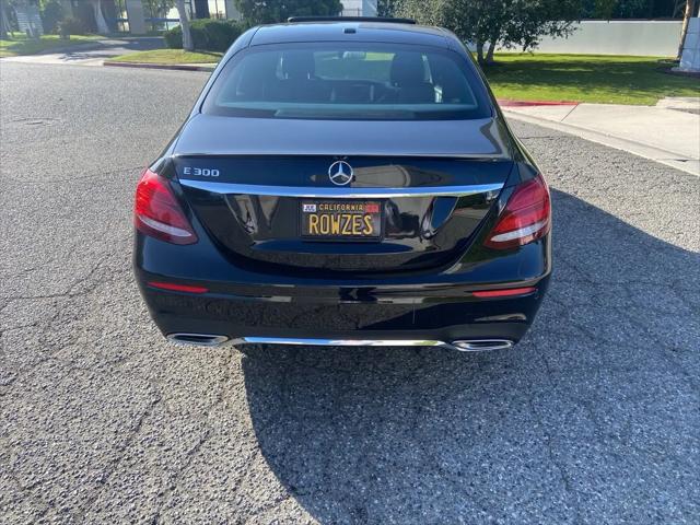 2018 Mercedes-Benz E-CLASS E 300 E 300