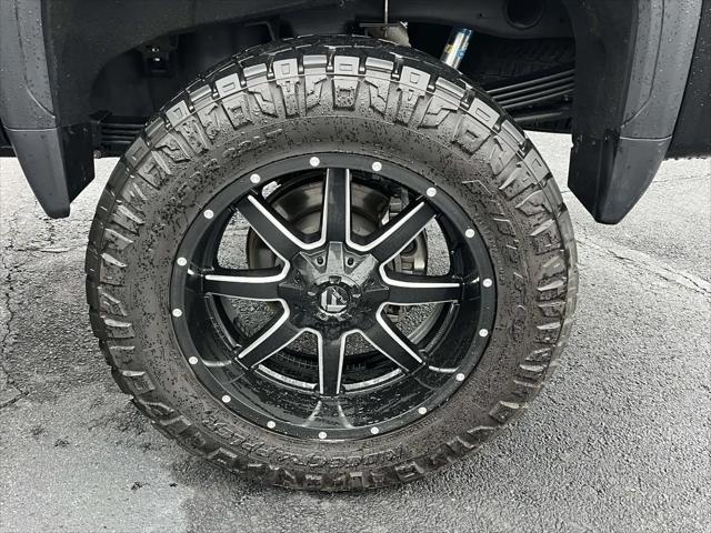 2025 GMC Sierra 2500HD 4WD Crew Cab Standard Bed Denali