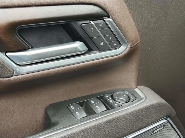 2025 GMC Sierra 2500HD 4WD Crew Cab Standard Bed Denali