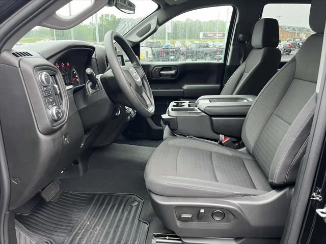 2025 GMC Sierra 1500 4WD Crew Cab Short Box Pro