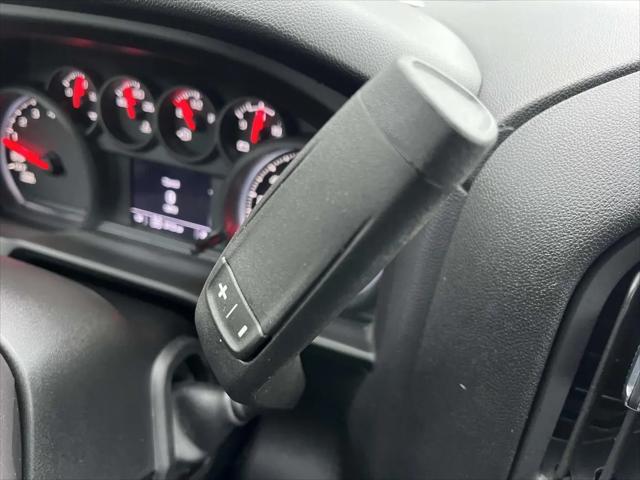 2025 GMC Sierra 1500 4WD Crew Cab Short Box Pro