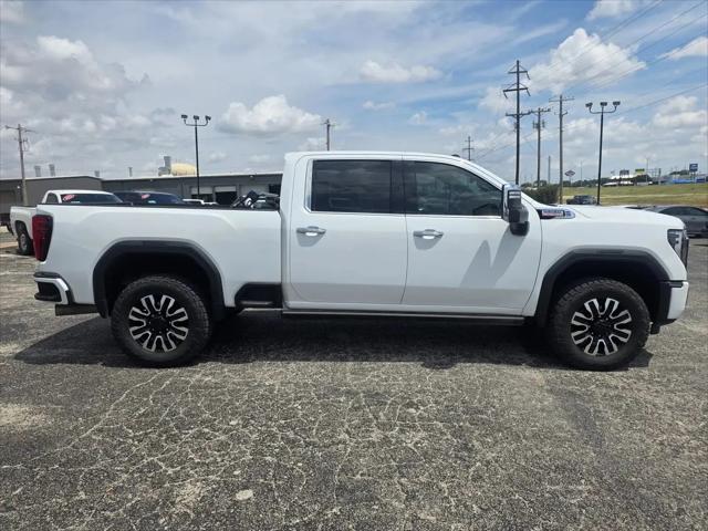 2024 GMC Sierra 2500HD 4WD Crew Cab Standard Bed Denali