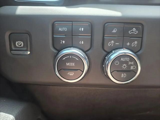 2024 GMC Sierra 2500HD 4WD Crew Cab Standard Bed Denali
