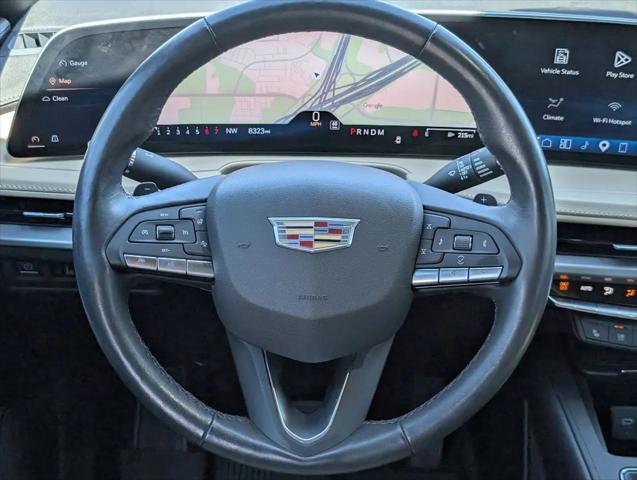 2024 Cadillac XT4 FWD Premium Luxury