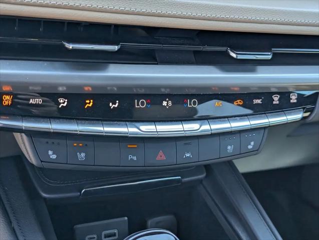 2024 Cadillac XT4 FWD Premium Luxury