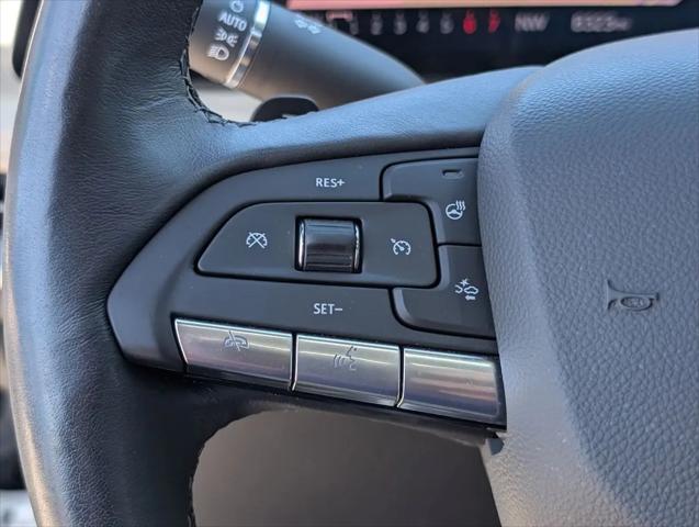 2024 Cadillac XT4 FWD Premium Luxury
