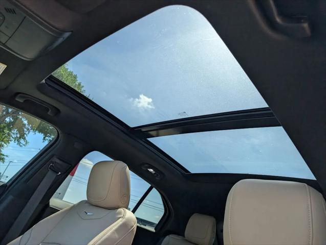 2024 Cadillac XT4 FWD Premium Luxury