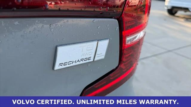 2024 Volvo S60 Recharge T8 Ultimate Dark Theme