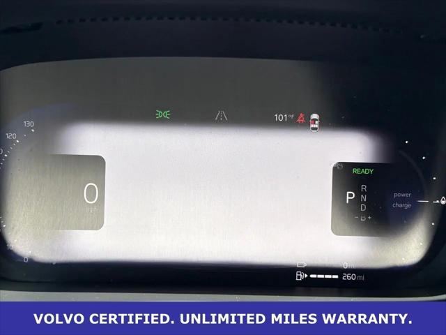 2024 Volvo S60 Recharge T8 Ultimate Dark Theme