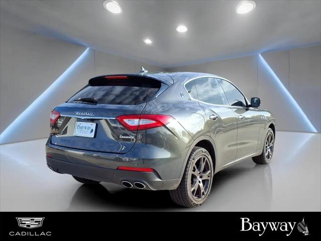 2018 Maserati Levante Standard