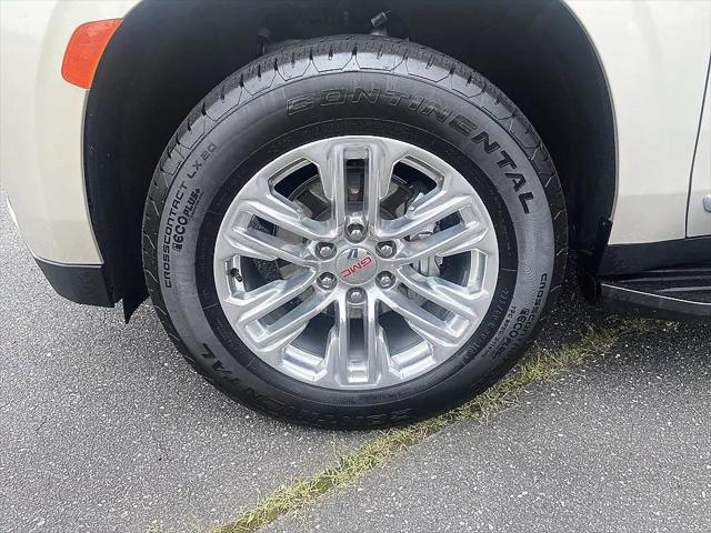 2024 GMC Yukon 4WD SLT