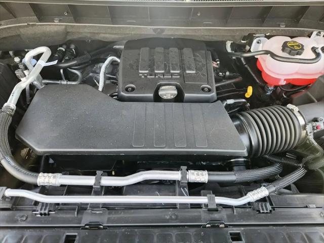 2026 Chevrolet Silverado 1500 2WD Crew Cab Short Bed Custom