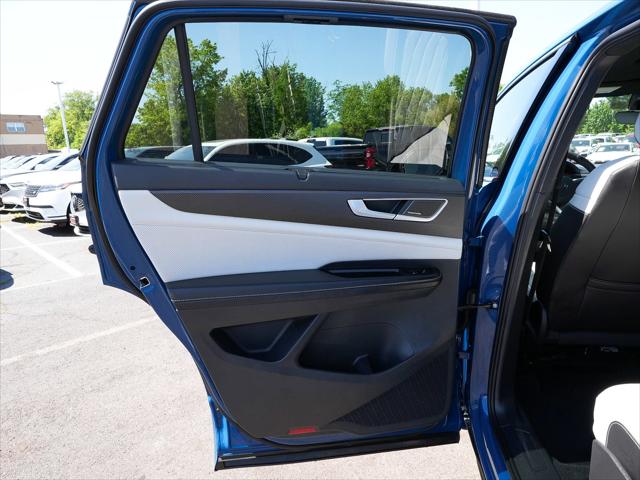 2026 Volkswagen Atlas Cross Sport SEL Premium R-Line