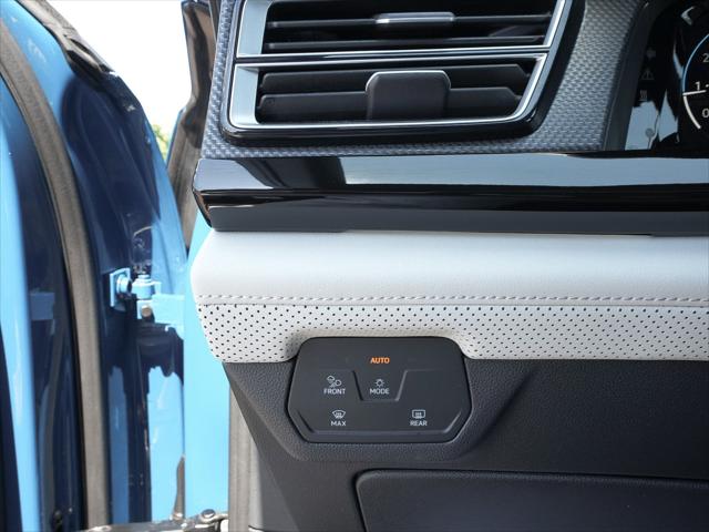 2026 Volkswagen Atlas Cross Sport SEL Premium R-Line