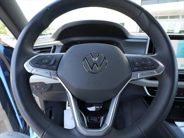 2026 Volkswagen Atlas Cross Sport SEL Premium R-Line