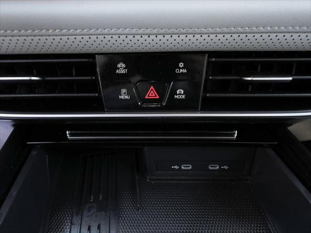 2026 Volkswagen Atlas Cross Sport SEL Premium R-Line