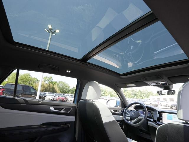 2026 Volkswagen Atlas Cross Sport SEL Premium R-Line