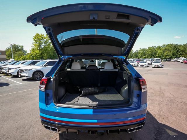 2026 Volkswagen Atlas Cross Sport SEL Premium R-Line