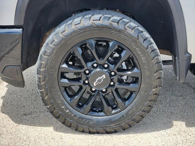 2025 Chevrolet Silverado 2500HD 4WD Crew Cab Standard Bed LT