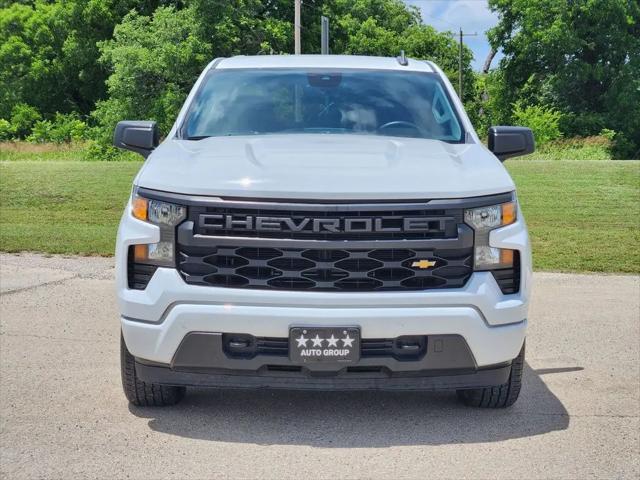 2023 Chevrolet Silverado 1500 4WD Crew Cab Short Bed Custom
