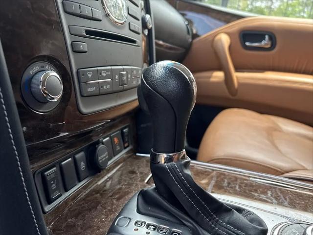 2016 INFINITI QX80 Standard