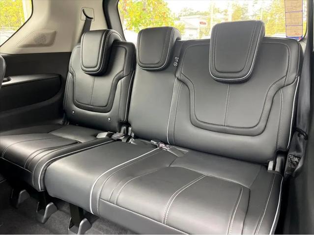 2025 INFINITI QX80 SENSORY AWD