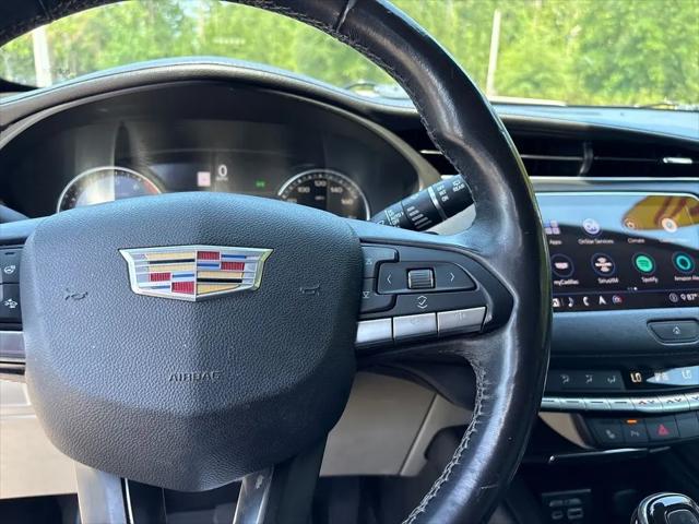 2020 Cadillac XT4 FWD Premium Luxury