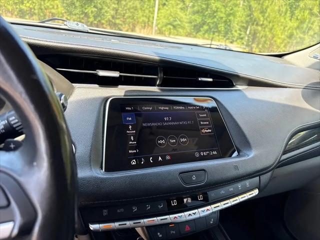 2020 Cadillac XT4 FWD Premium Luxury