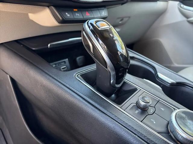 2020 Cadillac XT4 FWD Premium Luxury