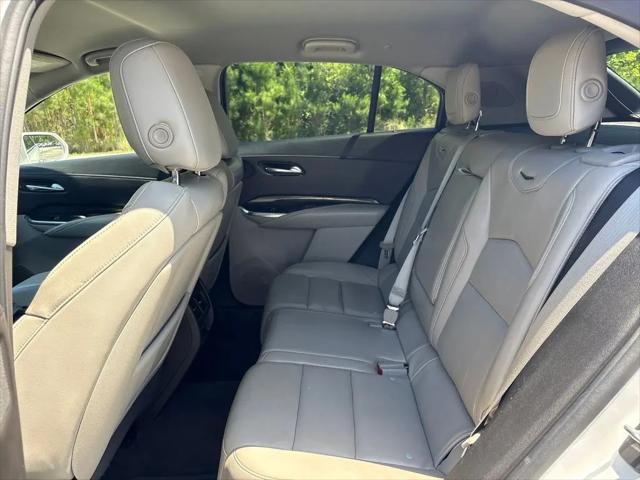 2020 Cadillac XT4 FWD Premium Luxury