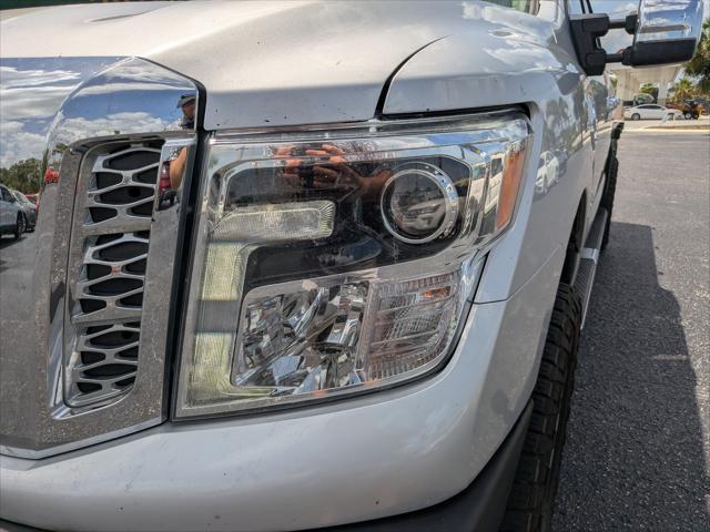 2017 Nissan Titan XD SL