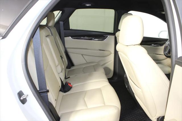 2017 Cadillac XT5 Standard