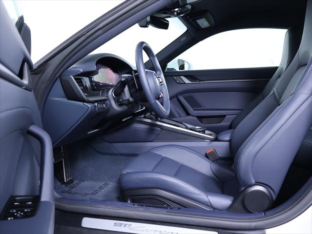 2026 Porsche 911 Carrera