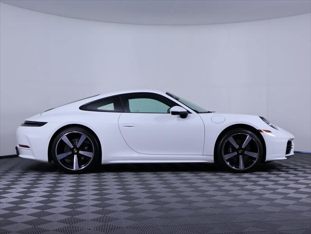 2026 Porsche 911 Carrera