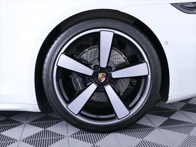 2026 Porsche 911 Carrera
