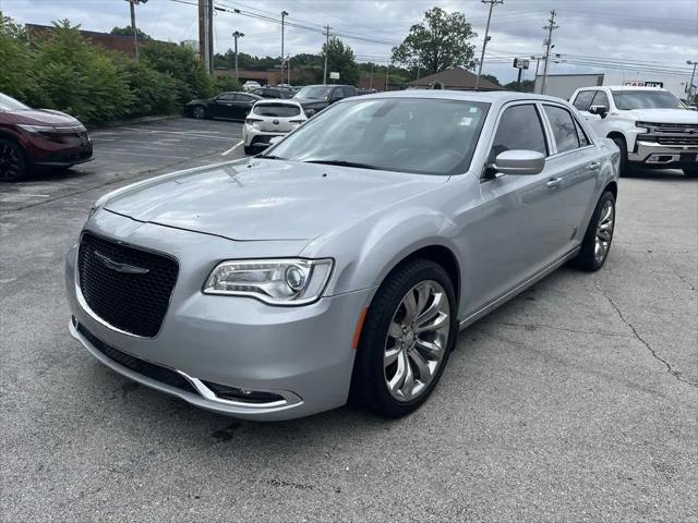 2019 Chrysler 300 Touring L