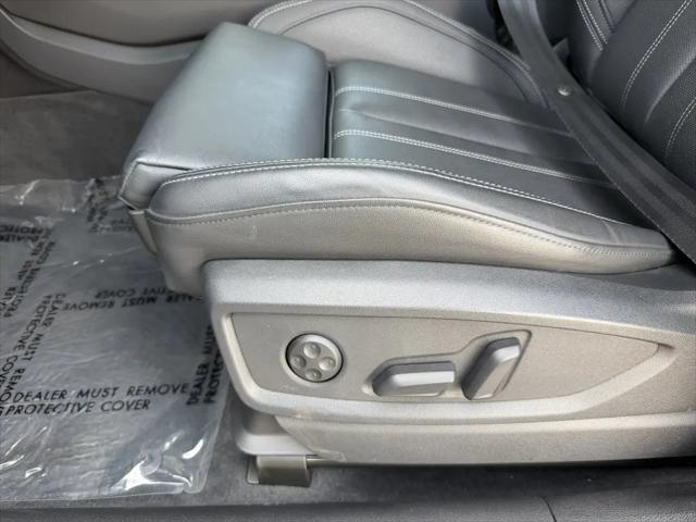 2025 Audi Q5 Premium Plus 55 TFSI e S line quattro S tronic