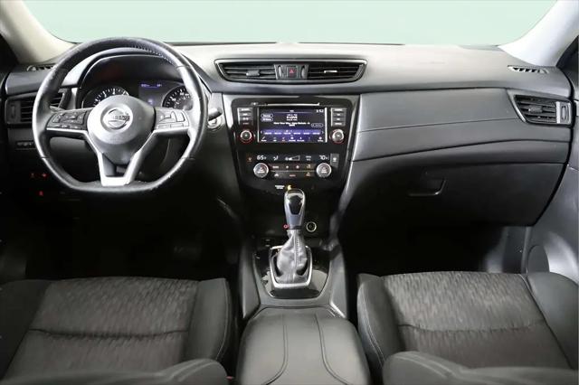 2020 Nissan Rogue SV FWD
