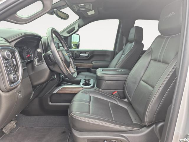 2022 Chevrolet Silverado 2500HD 4WD Crew Cab Standard Bed High Country
