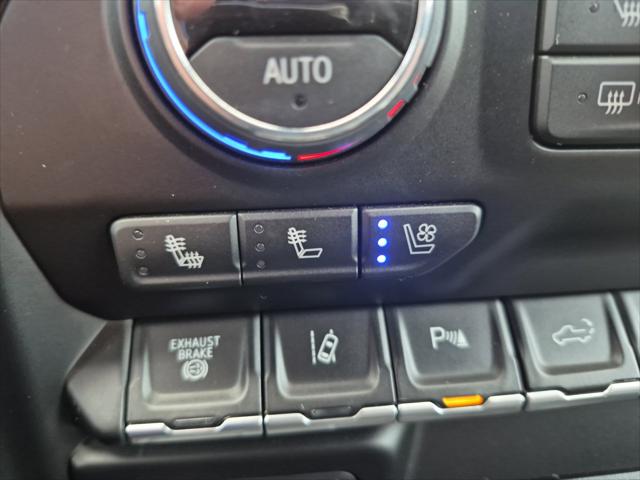 2022 Chevrolet Silverado 2500HD 4WD Crew Cab Standard Bed High Country