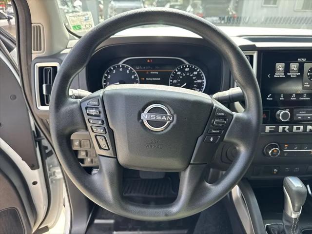 2025 Nissan Frontier Crew Cab SV 4x2