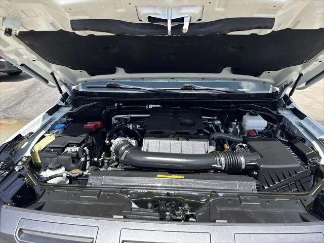 2025 Nissan Frontier Crew Cab SV 4x2