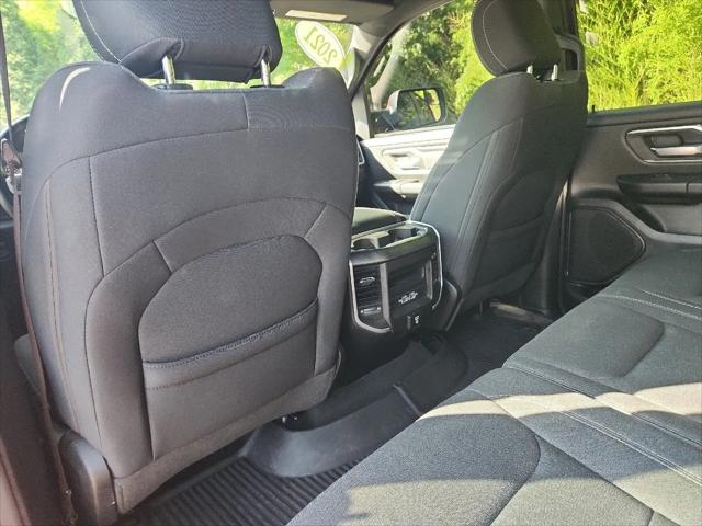 2021 Ram 1500 Big Horn Crew Cab 4x4 5'7" Box