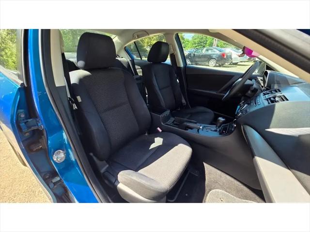 2012 Mazda Mazda3 i Touring