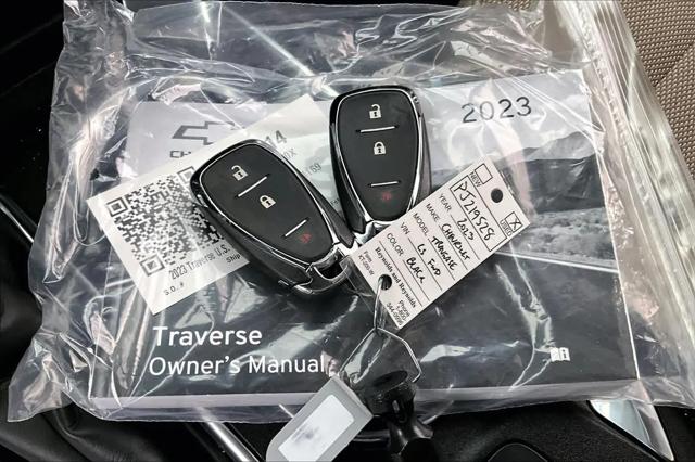 2023 Chevrolet Traverse FWD LS
