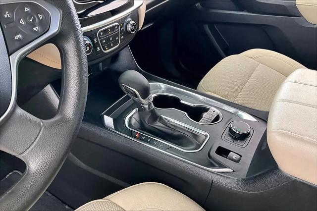 2023 Chevrolet Traverse FWD LS